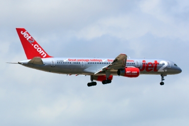 G-LSAH (24015) 1987 Boeing 757-21B