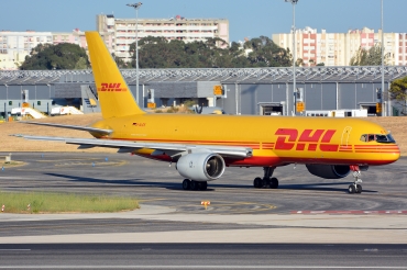 D-ALEK (23533) 1986 Boeing 757-236(SF)
