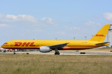 D-ALEF (22189) 1985 Boeing 757-236(SF)