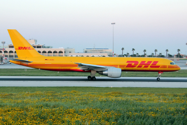 D-ALEQ (26332) 1995 Boeing 757-2Q8(PCF)