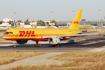 D-ALEK (23533) 1986 Boeing 757-236(SF)