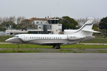 CS-DTT (154) 2012 Dassault Falcon 7X