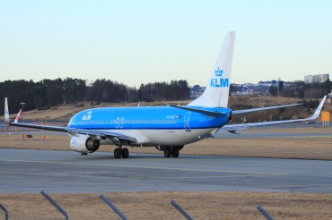 PH-BXG (30357) 2000 Boeing 737-8K2(WL)