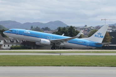 PH-BCA (37820) 2010 Boeing 737-8K2(WL)
