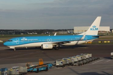PH-BGC (30361) 2008 Boeing 737-8K2(WL)