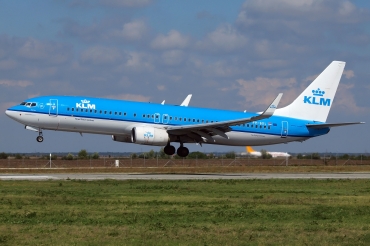PH-BXL (30359) 2000 Boeing 737-8K2(WL)