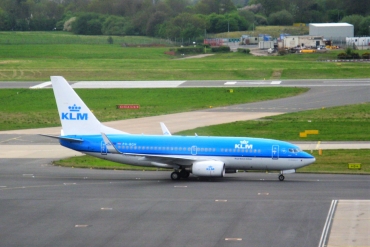 PH-BGH (38053) 2009 Boeing 737-7K2 WL