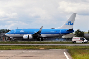 PH-BGO (38126) 2011 Boeing 737-7K2 WL