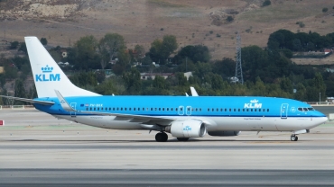 PH-BXK (29598) 2000 Boeing 737-8K2(WL)