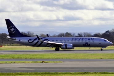 PH-BXO (29599) 2001 Boeing 737-9K2(WL)