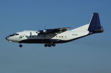 UR-CGX