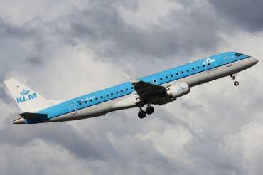 PH-EZS (19000380) Embraer 190-100STD
