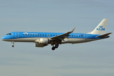 PH-EZB (19000235) Embraer 190-100STD