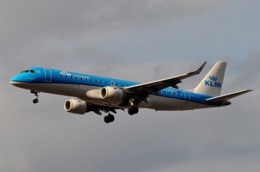 PH-EZH (19000319) Embraer 190-100STD