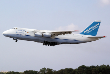 UR-82007 (19530501005) 1988 Antonov An-124-100