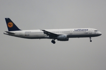 D-AIRT, (cn 652), Airbus A321-131