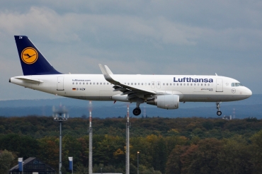 D-AIZW (5694) 2013 Airbus A320-214