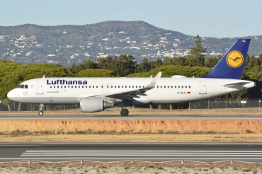 D-AIUL (6521) 2015 Airbus A320-214(WL)