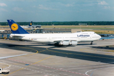 D-ABZH (23622) 1986 Boeing 747-230B
