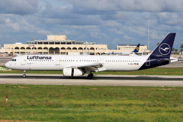 D-AIDJ · Airbus A321-231 · (MLA / LMML)