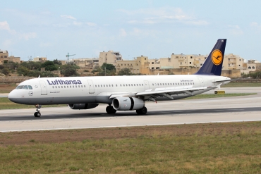 D-AIDK (4819) 2011 Airbus A321-231