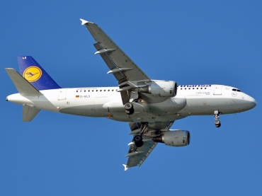 D-AILS (729) 1997 Airbus A319-114