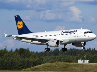 D-AILW (853) 1998 Airbus A319-114