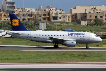 D-AILX (860) 1998 Airbus A319-114