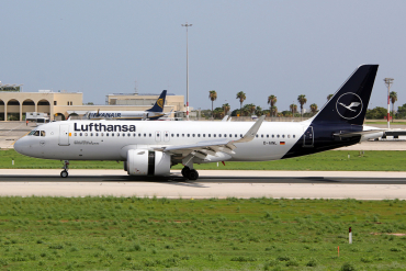 D-AINL (8383) 2018 Airbus A320-271N