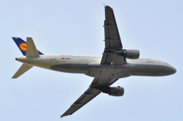 D-AIPC (071) 1989 Airbus A320-211