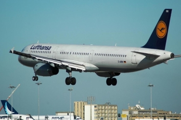 D-AIRH (412) 1993 Airbus A321-131
