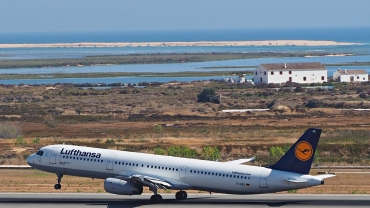 D-AIRU (692) 1997 Airbus A321-131