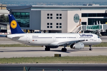 D-AISW · Airbus A321-231 · (LIS / LPPT)