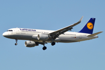 D-AIUL (6521) 2015 Airbus A320-214(WL)