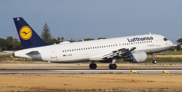 D-AIZB (4120) 2009 Airbus A320-214