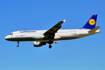 D-AIZI (4398) 2010 Airbus A320-214