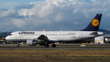 D-AIZN (5425) 2013 Airbus A320-214