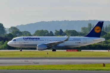 D-AIZW (5694) 2013 Airbus A320-214