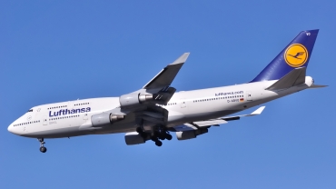 D-ABVO (28086) 1996 Boeing 747-430