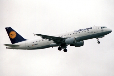 D-AIQP · Airbus A320-211 · (LIS / LPPT)