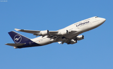 D-ABVM (29101) 1998 Boeing 747-430