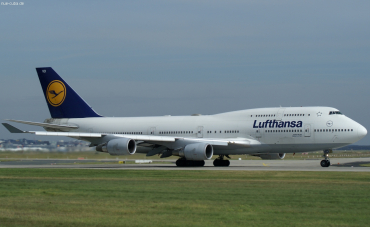 D-ABVO (28086) 1996 Boeing 747-430