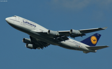 D-ABVY (29869) 2000 Boeing 747-430
