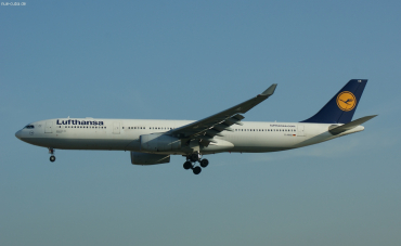 D-AIKB (576) 2004 Airbus A330-343