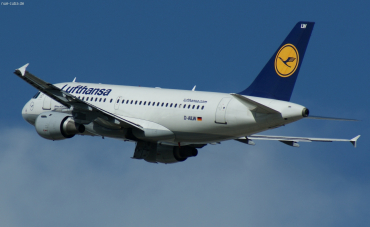 D-AILW (853) 1998 Airbus A319-114