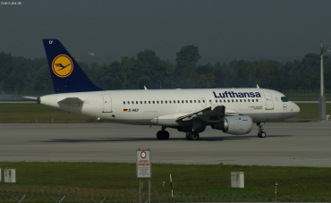 D-AILY (875) 1998 Airbus A319-114