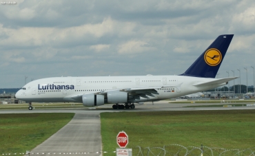D-AIMG (069) 2010 Airbus A380-841