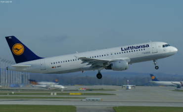 D-AIPC (071) 1989 Airbus A320-211
