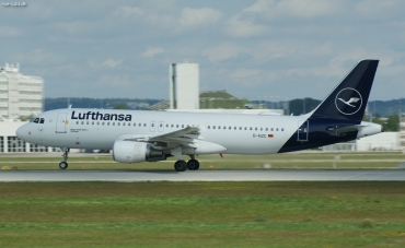 D-AIZC (4153) 2010 Airbus A320-214