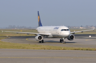 D-AIDQ, (cn 5028), Airbus A321-231